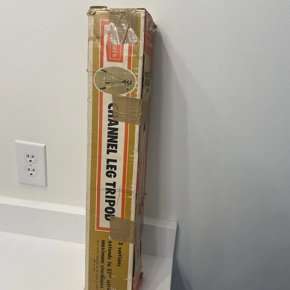 Sears Roebuck 8464 Tripod Aluminium Heavy-Duty Channel‎ Leg Solid Extends 57